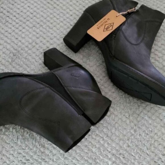 Palladium Leather Booties Size 10 NEW - Picture 7 of 9